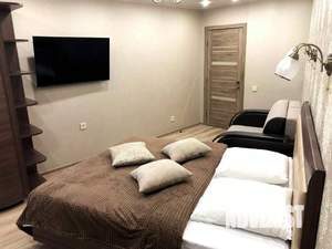 3-к квартира, посуточно, 80м2, 1/1 этаж