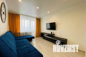 2-к квартира, посуточно, 42м2, 5/5 этаж