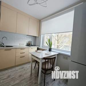 2-к квартира, посуточно, 50м2, 2/5 этаж