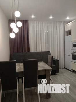 1-к квартира, посуточно, 44м2, 2/9 этаж