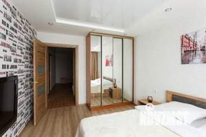 2-к квартира, посуточно, 73м2, 1/1 этаж