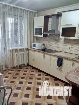 1-к квартира, посуточно, 38м2, 2/10 этаж
