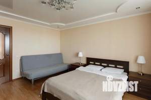 2-к квартира, посуточно, 65м2, 1/1 этаж