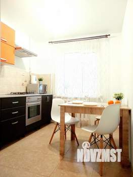 2-к квартира, посуточно, 50м2, 1/1 этаж