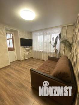 1-к квартира, посуточно, 35м2, 4/9 этаж