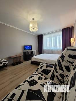 Студия квартира, посуточно, 40м2, 3/11 этаж