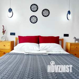 1-к квартира, посуточно, 37м2, 9/10 этаж