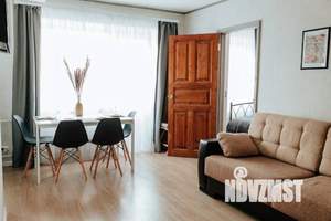 3-к квартира, посуточно, 49м2, 1/1 этаж