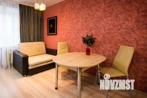 Студия квартира, посуточно, 40м2, 3/9 этаж