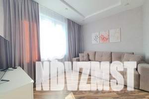 1-к квартира, посуточно, 37м2, 7/16 этаж