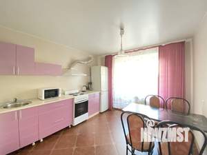 1-к квартира, посуточно, 38м2, 1/1 этаж