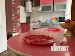 2-к квартира, посуточно, 50м2, 2/5 этаж