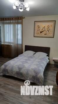 Студия квартира, посуточно, 35м2, 3/10 этаж