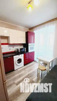 1-к квартира, посуточно, 38м2, 6/12 этаж