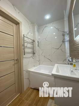 1-к квартира, посуточно, 35м2, 4/9 этаж