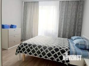 2-к квартира, посуточно, 38м2, 5/12 этаж