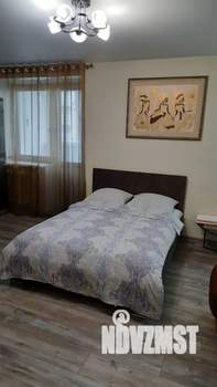 Студия квартира, на длительный срок, 32м2, 3/10 этаж