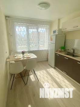 1-к квартира, посуточно, 33м2, 2/10 этаж