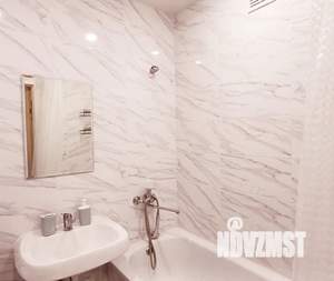 1-к квартира, посуточно, 35м2, 13/16 этаж