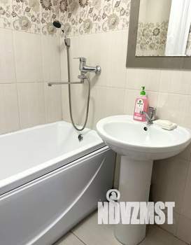 4-к квартира, посуточно, 82м2, 3/5 этаж