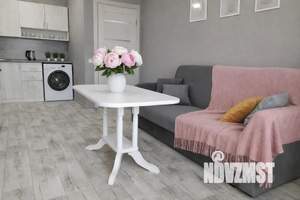 1-к квартира, посуточно, 43м2, 9/10 этаж