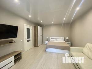 1-к квартира, посуточно, 40м2, 2/4 этаж