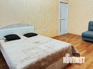 1-к квартира, посуточно, 40м2, 1/5 этаж