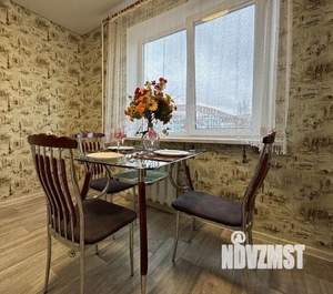 1-к квартира, посуточно, 38м2, 4/9 этаж