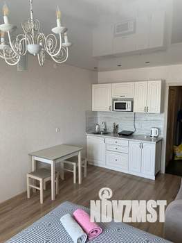 Студия квартира, посуточно, 30м2, 4/9 этаж