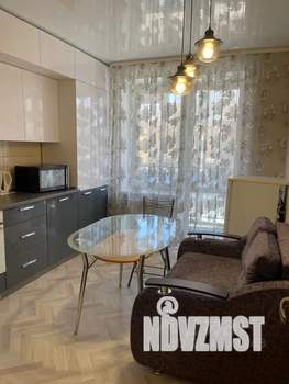 1-к квартира, посуточно, 40м2, 1/4 этаж