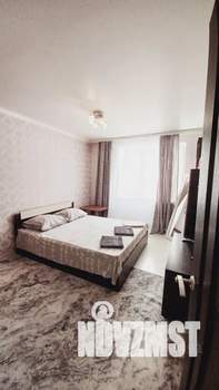 1-к квартира, посуточно, 38м2, 6/12 этаж