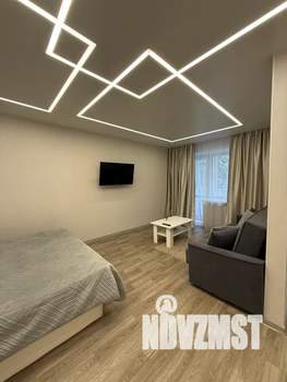 1-к квартира, посуточно, 33м2, 3/5 этаж