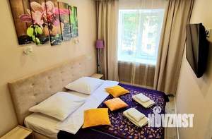 2-к квартира, посуточно, 47м2, 1/1 этаж