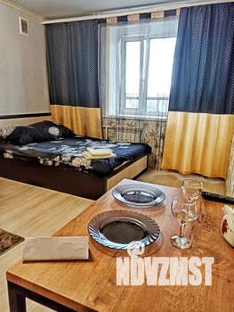 Студия квартира, посуточно, 28м2, 2/10 этаж