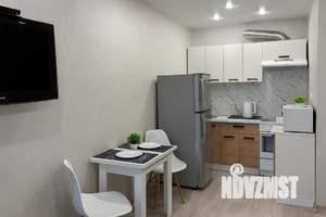 1-к квартира, посуточно, 35м2, 9/16 этаж