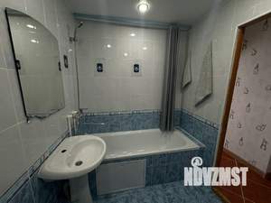 1-к квартира, посуточно, 42м2, 3/10 этаж