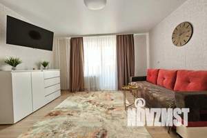 1-к квартира, посуточно, 42м2, 6/15 этаж
