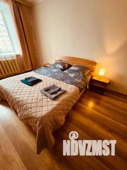 1-к квартира, посуточно, 40м2, 5/10 этаж