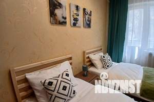 2-к квартира, посуточно, 46м2, 1/5 этаж