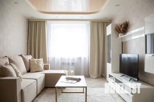 2-к квартира, посуточно, 59м2, 4/12 этаж