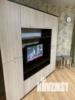 Студия квартира, посуточно, 36м2, 2/10 этаж