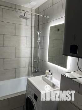 1-к квартира, посуточно, 37м2, 1/9 этаж