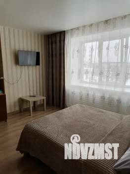 1-к квартира, посуточно, 39м2, 3/9 этаж