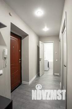 1-к квартира, посуточно, 38м2, 4/9 этаж