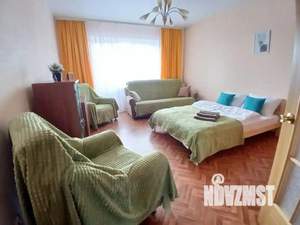 1-к квартира, посуточно, 65м2, 1/1 этаж