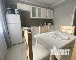 2-к квартира, посуточно, 50м2, 1/5 этаж