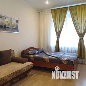 1-к квартира, посуточно, 40м2, 1/5 этаж