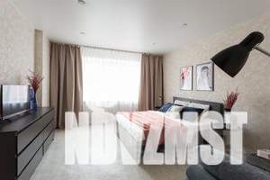 1-к квартира, посуточно, 36м2, 1/9 этаж