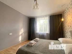 2-к квартира, посуточно, 56м2, 1/2 этаж