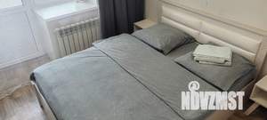 Студия квартира, посуточно, 25м2, 1/10 этаж